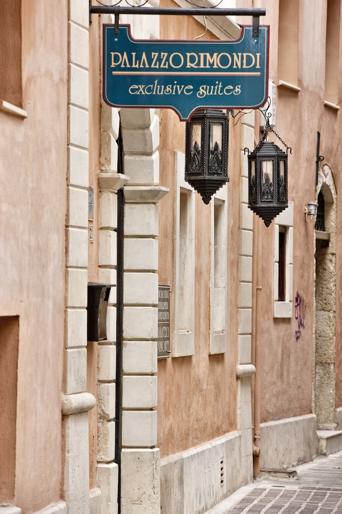 Rimondi Boutique Hotels-Small Luxury Hotels of the World — Hotel building in Rethymnon