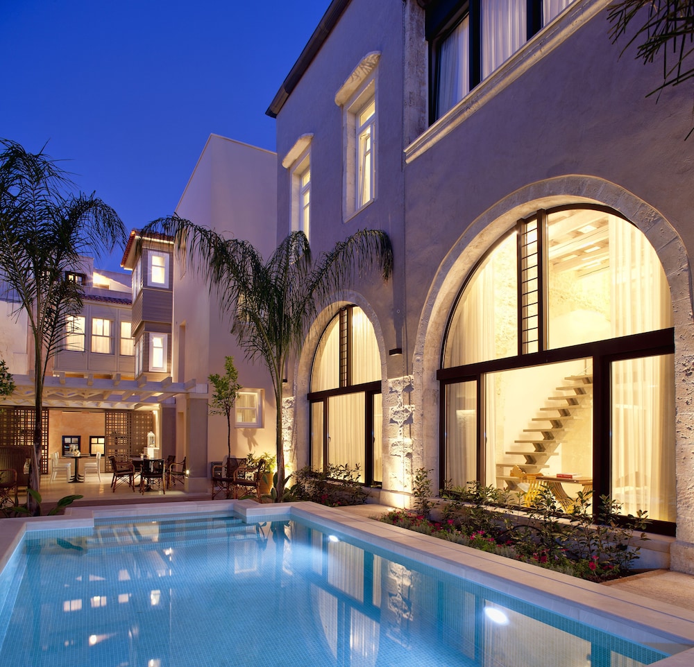 Rimondi Boutique Hotels-Small Luxury Hotels of the World — Hotel building in Rethymnon
