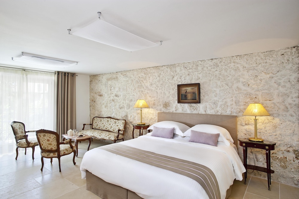 Rimondi Boutique Hotels-Small Luxury Hotels of the World — Hotel rooms in Rethymnon