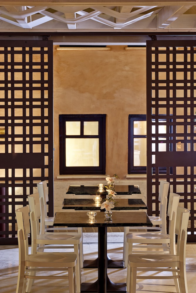 Rimondi Boutique Hotels-Small Luxury Hotels of the World — Restaurant & bars in Rethymnon