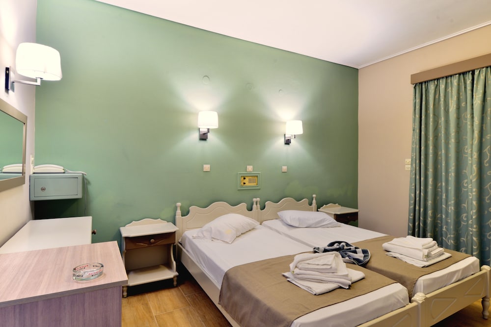 Panorama Hotel — Hotel rooms in Lesvos Island