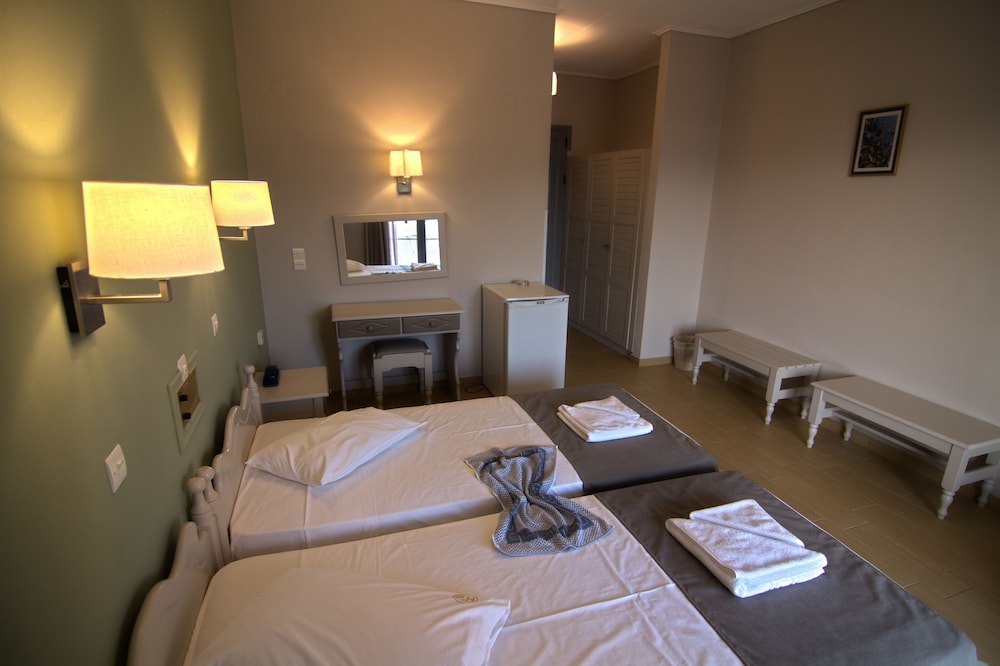 Panorama Hotel — Hotel rooms in Lesvos Island