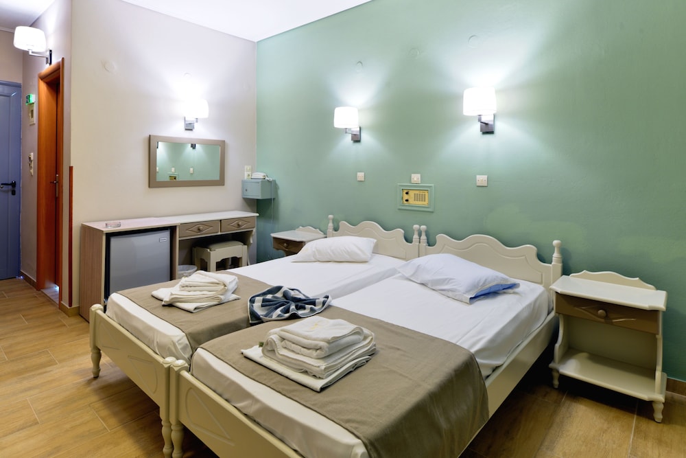 Panorama Hotel — Hotel rooms in Lesvos Island