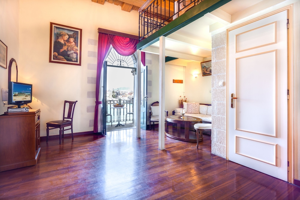 Casa Leone Hotel — Hotel rooms in Chania