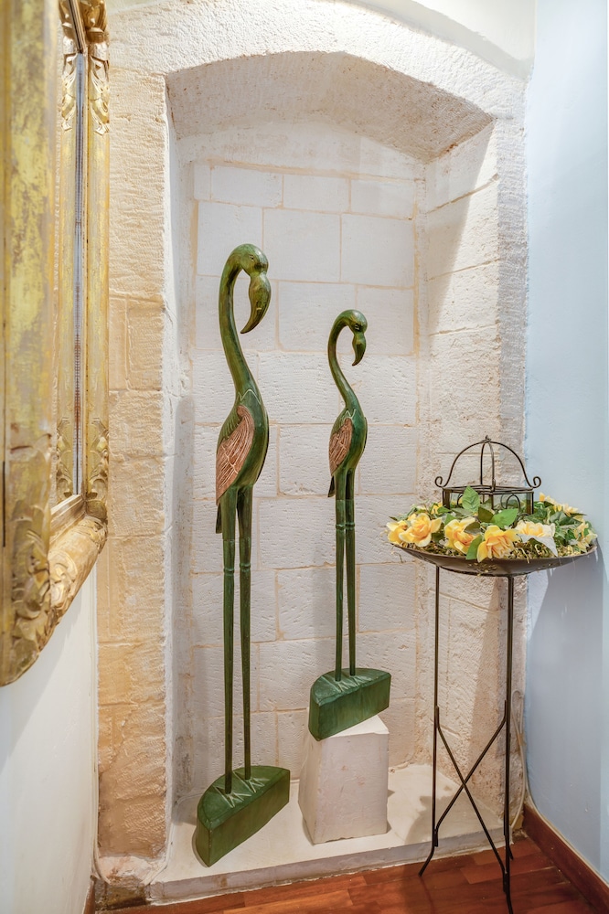 Casa Leone Hotel — Hotel building in Chania