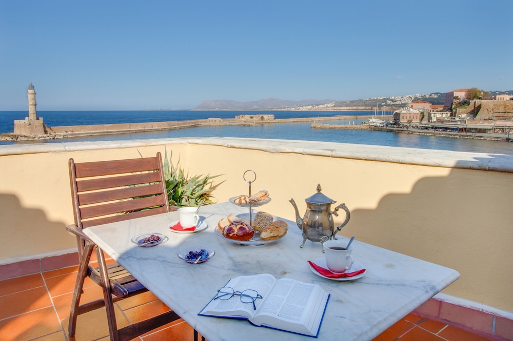 Casa Leone Hotel — Main photo in Chania