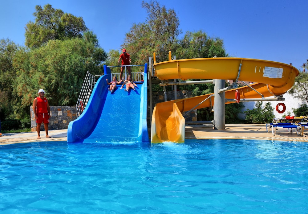 Apollonia Beach Resort & Spa — Attractions for children in Gazi