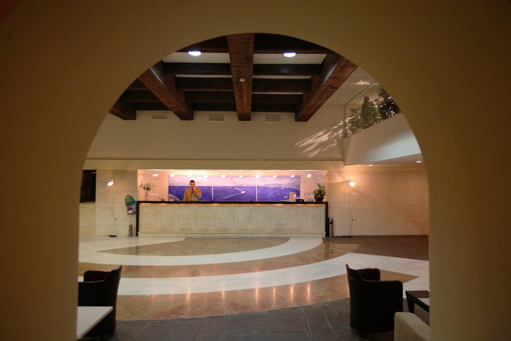 Apollonia Beach Resort & Spa — Hotel building in Gazi