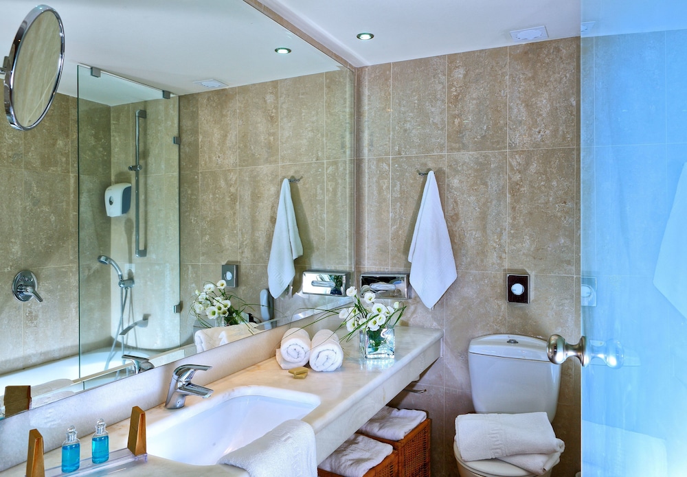 Apollonia Beach Resort & Spa — Hotel rooms in Gazi