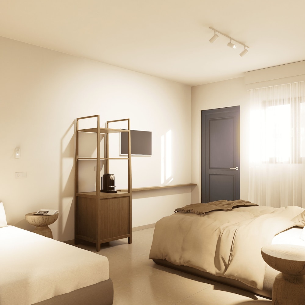 Nami Hotel & Suites — Hotel rooms in Stalida