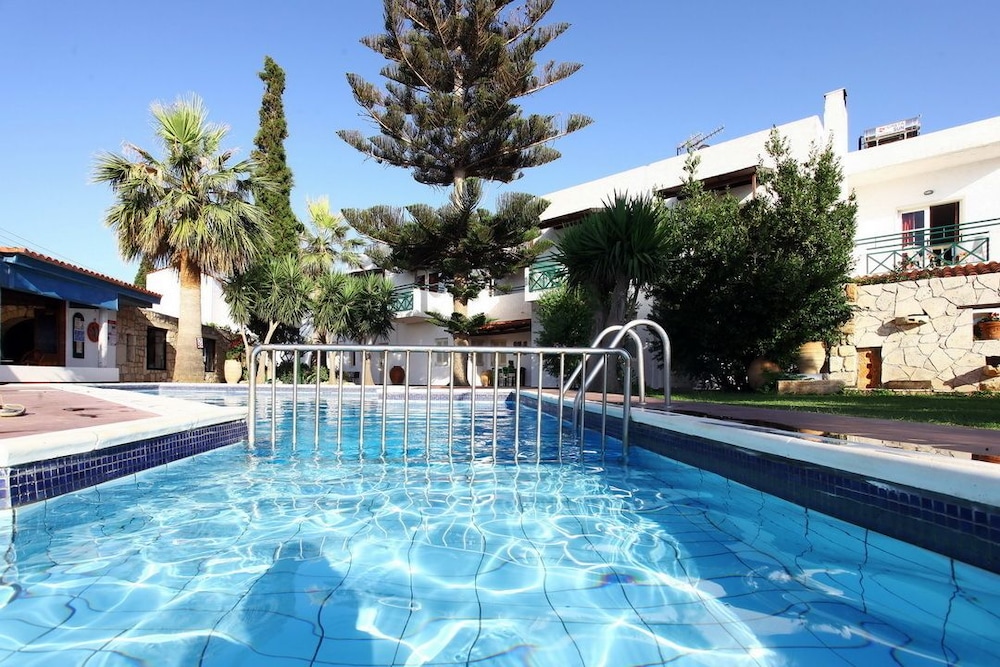 Classic Apartments — Swimming pool in Hersonissos