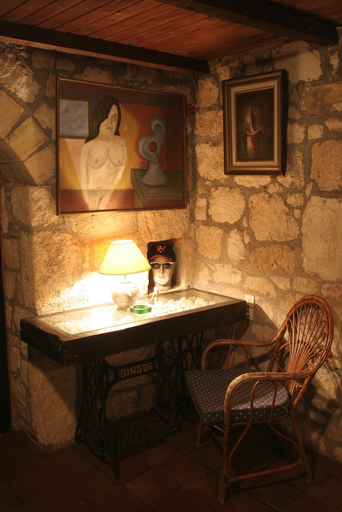 Classic Apartments — Hotel building in Hersonissos