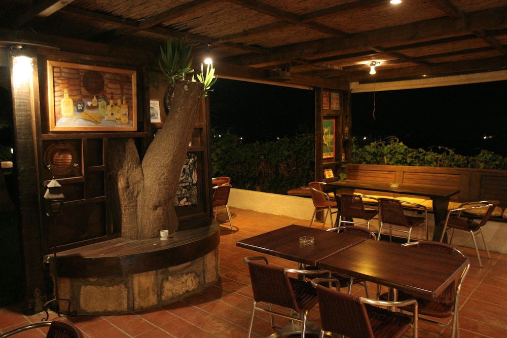 Classic Apartments — Restaurant & bars in Hersonissos