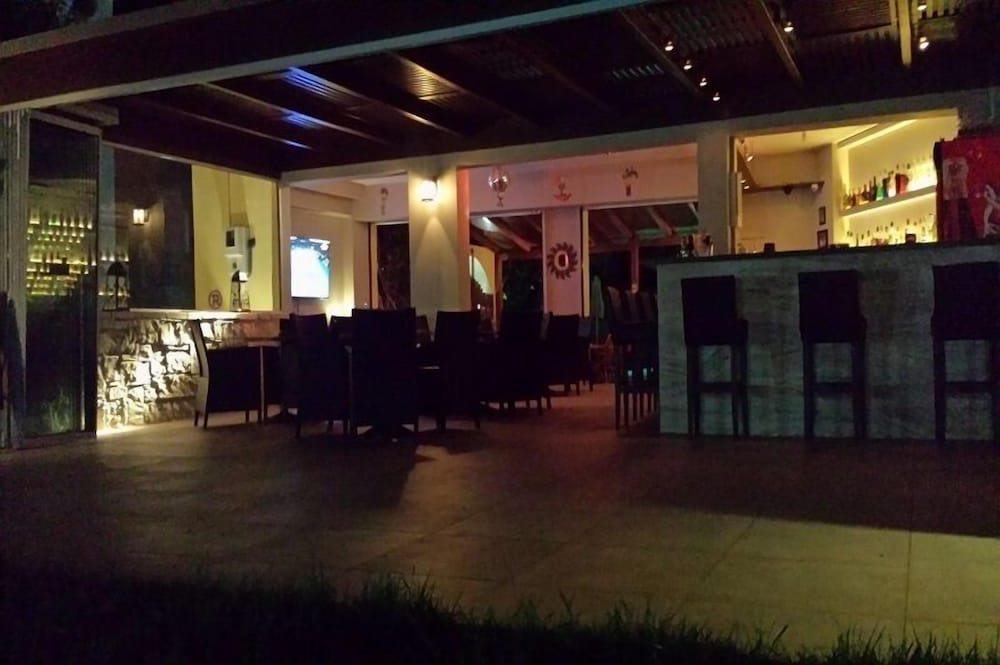 Maria Lambis Apartments — Restaurant & bars in Stalida