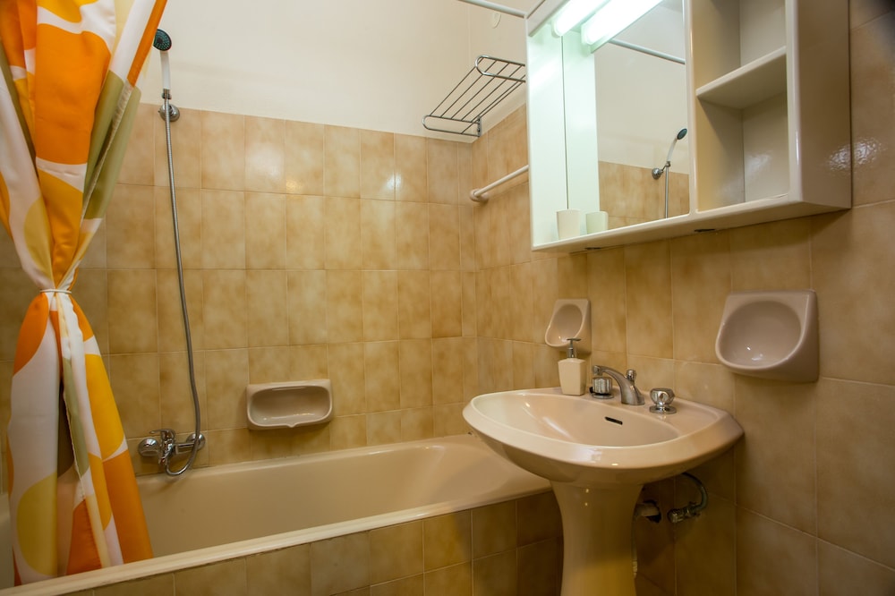 Hotel Muses — Hotel rooms in Faliraki, South Aegean