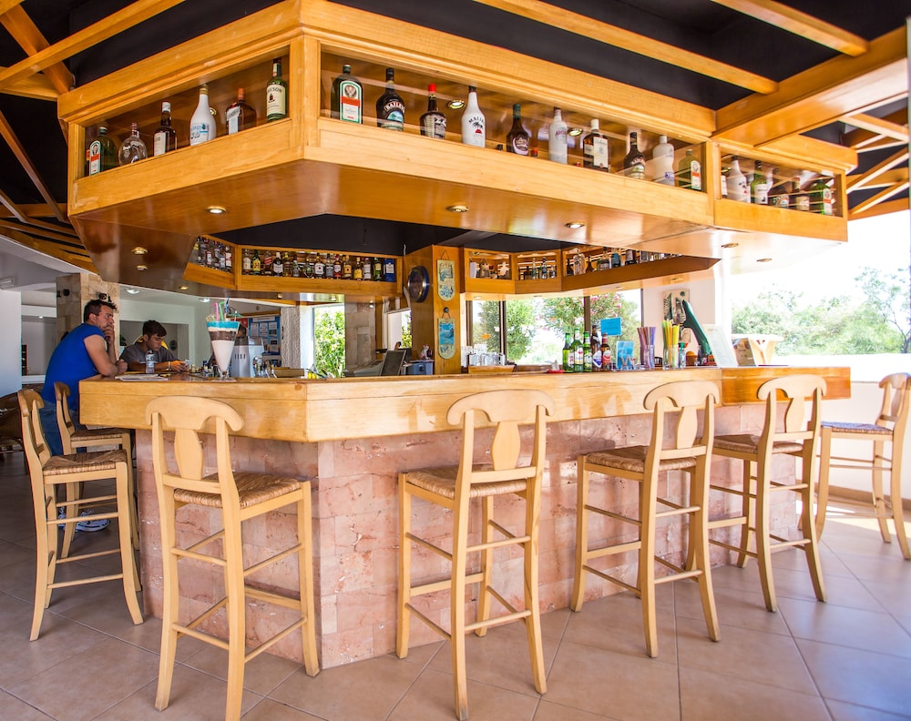 Hotel Muses — Restaurant & bars in Faliraki, South Aegean