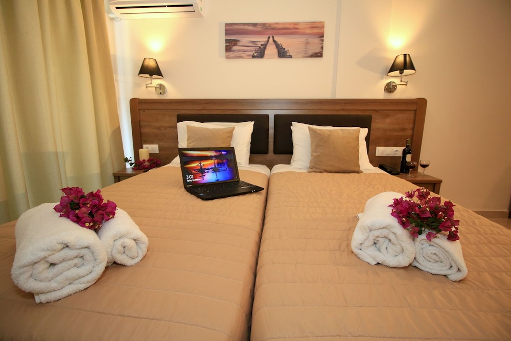 Hotel Yannis Corfu — Hotel rooms in Ypsos, Ionian Islands