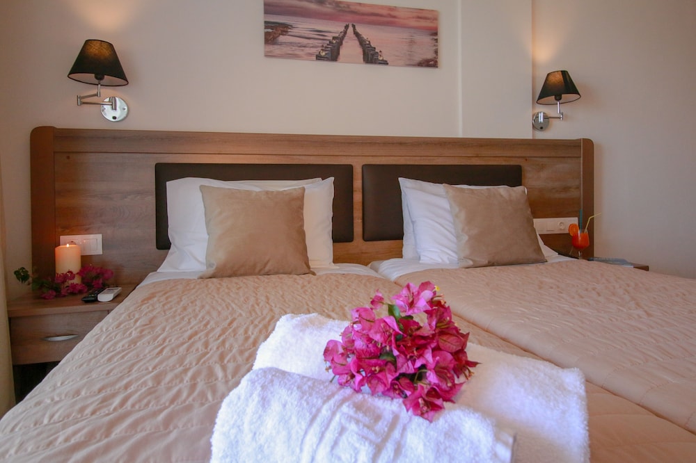 Hotel Yannis Corfu — Hotel rooms in Ypsos, Ionian Islands