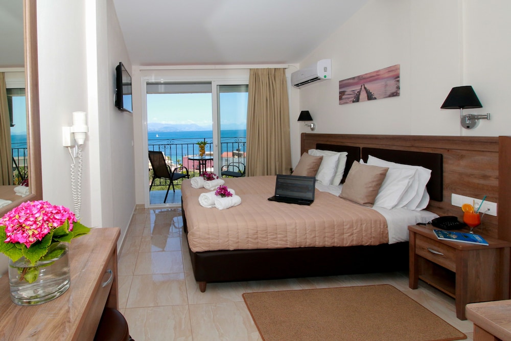 Hotel Yannis Corfu — Hotel rooms in Ypsos, Ionian Islands