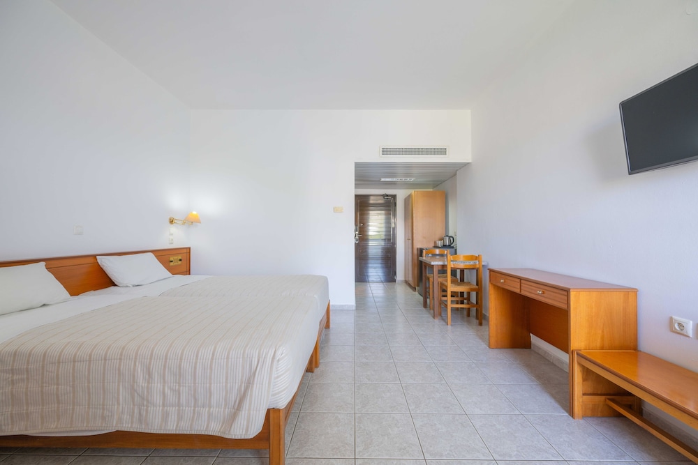 Orion Hotel Faliraki — Hotel rooms in Faliraki, South Aegean
