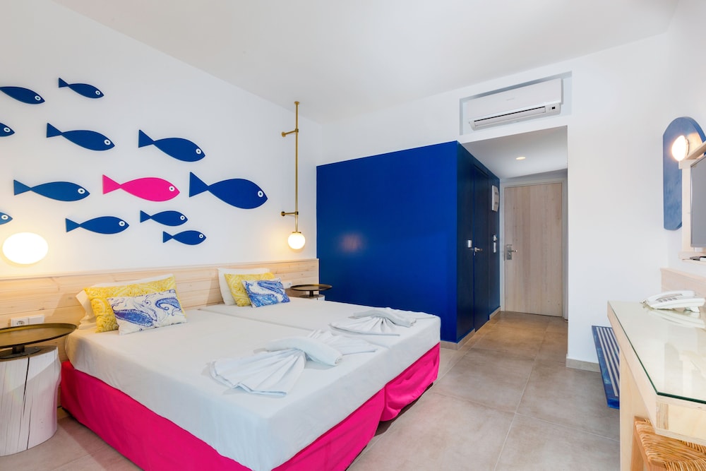 Orion Hotel Faliraki — Hotel rooms in Faliraki, South Aegean