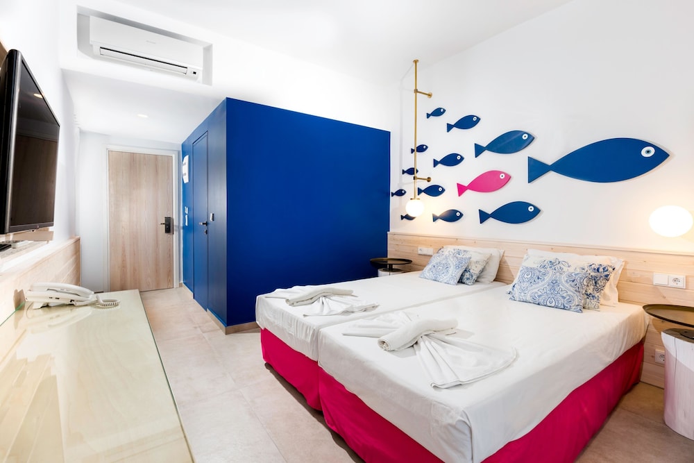 Orion Hotel Faliraki — Hotel rooms in Faliraki, South Aegean