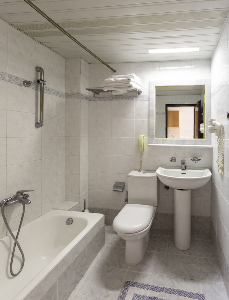 Orion Hotel Faliraki — Hotel rooms in Faliraki, South Aegean