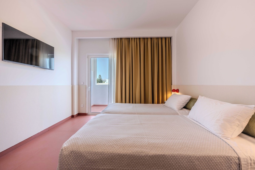 Orion Hotel Faliraki — Hotel rooms in Faliraki, South Aegean
