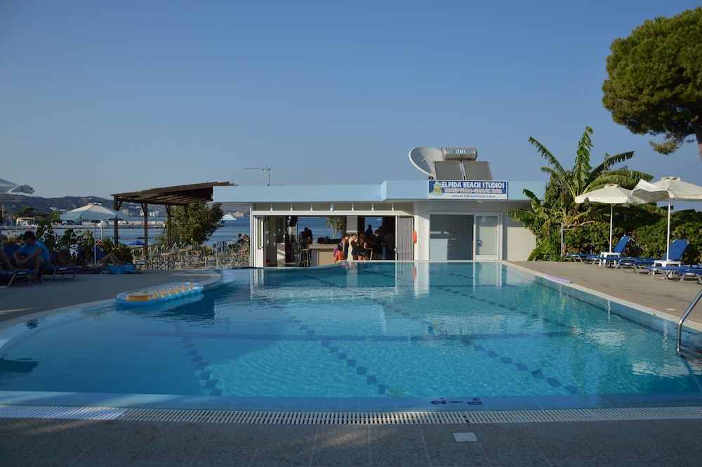 Elpida Beach Studios - zdjęcie 2