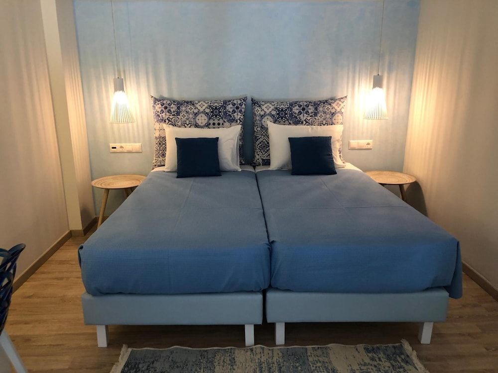 Elpida Beach Studios — Hotel rooms in Faliraki, South Aegean