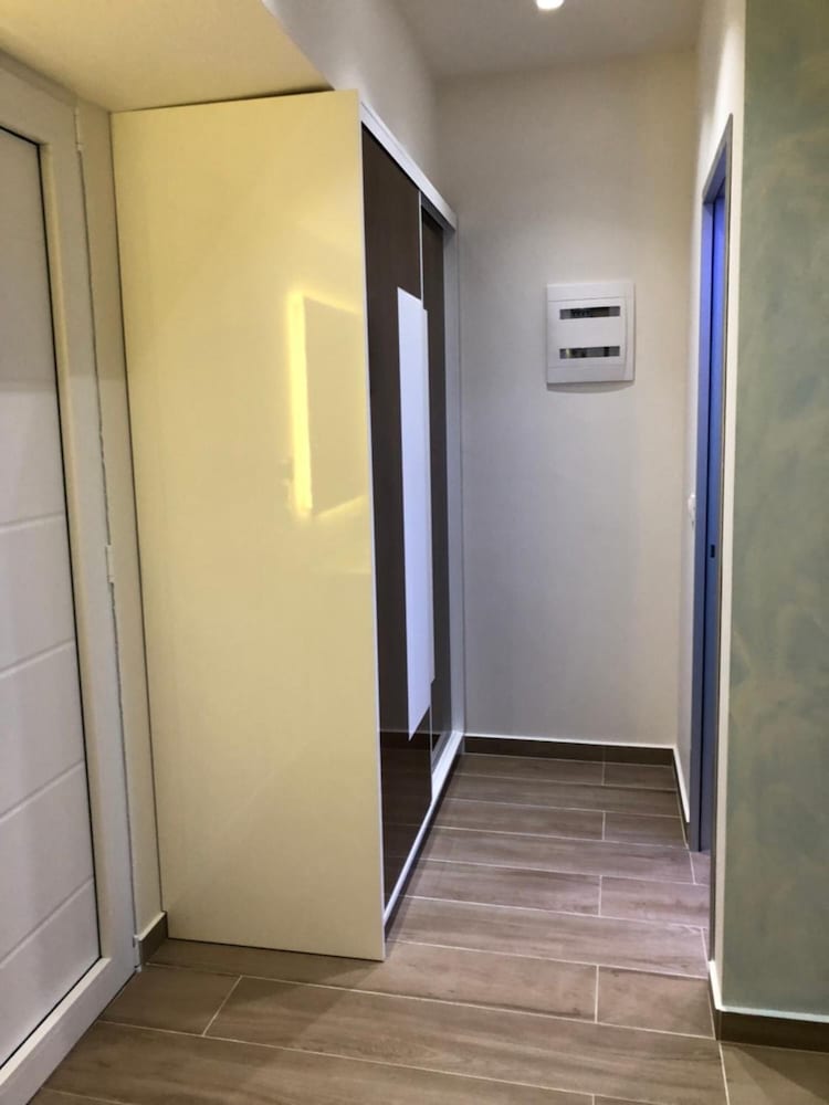 Elpida Beach Studios — Hotel rooms in Faliraki, South Aegean