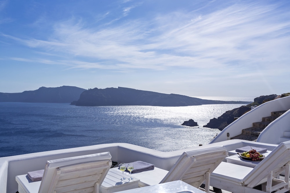 White Pearl Villas — Attractions in the area in Oia, South Aegean