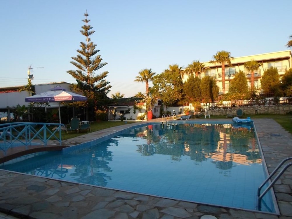 Anatoli Apartments — Swimming pool in Hersonissos