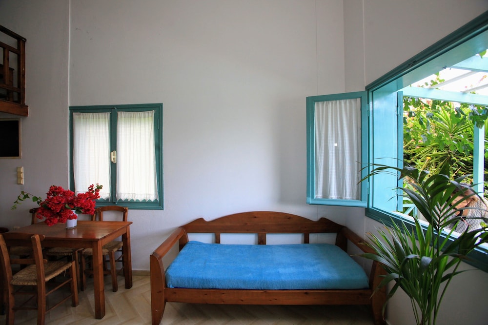 Anatoli Apartments — Hotel rooms in Hersonissos