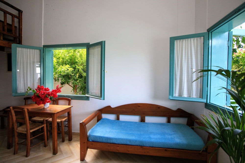 Anatoli Apartments — Hotel rooms in Hersonissos