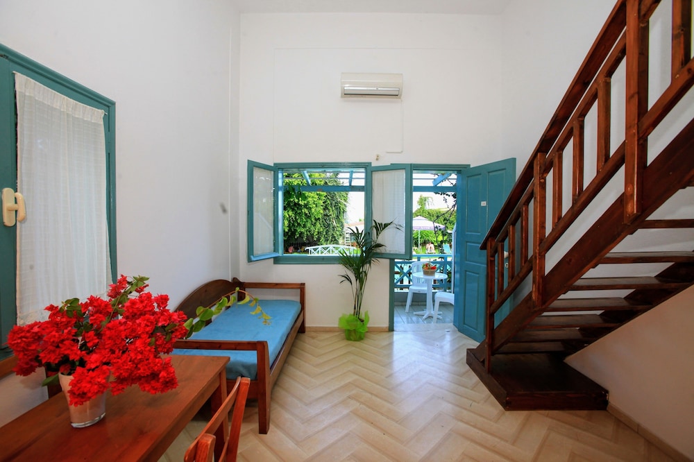 Anatoli Apartments — Hotel rooms in Hersonissos