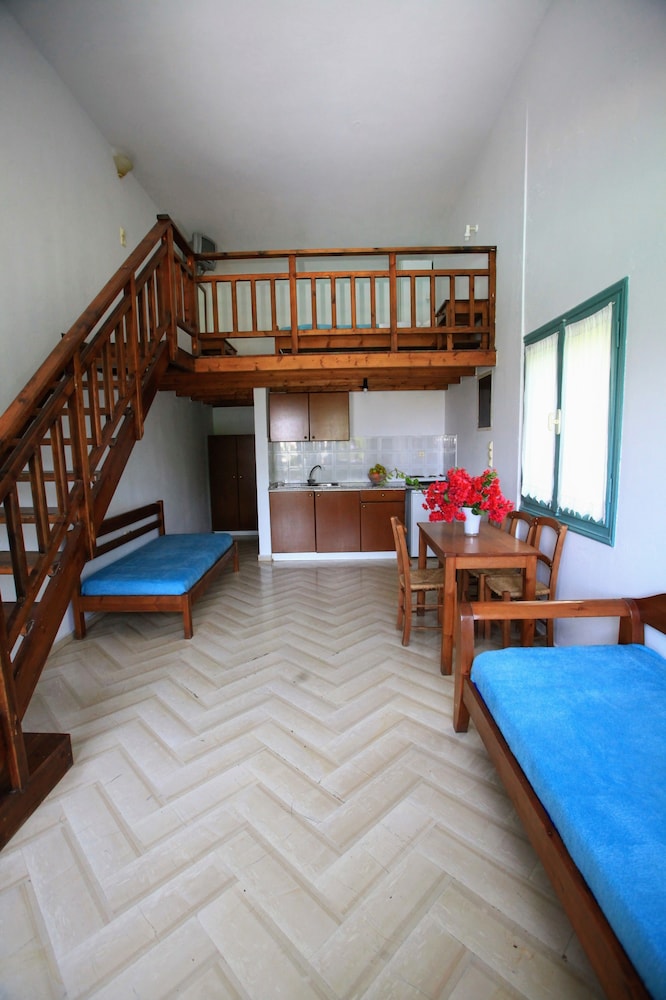 Anatoli Apartments — Hotel rooms in Hersonissos