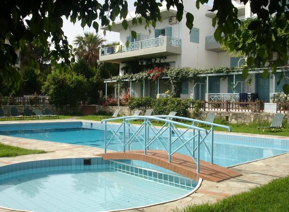 Anatoli Apartments — Swimming pool in Hersonissos