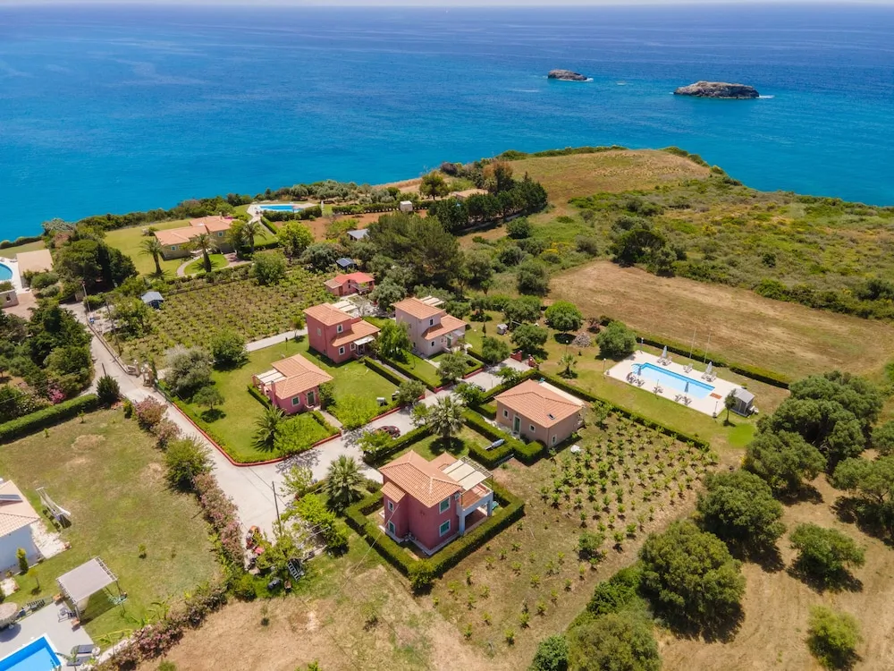 Monambeles Villas
