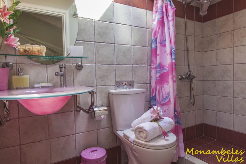 Monambeles Villas — Hotel rooms in Svoronata, Ionian Islands