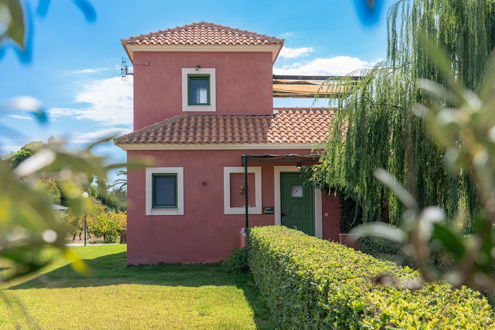 Monambeles Villas — Swimming pool in Svoronata, Ionian Islands