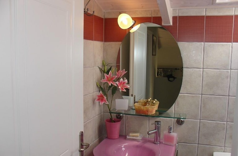 Monambeles Villas — Hotel rooms in Svoronata, Ionian Islands