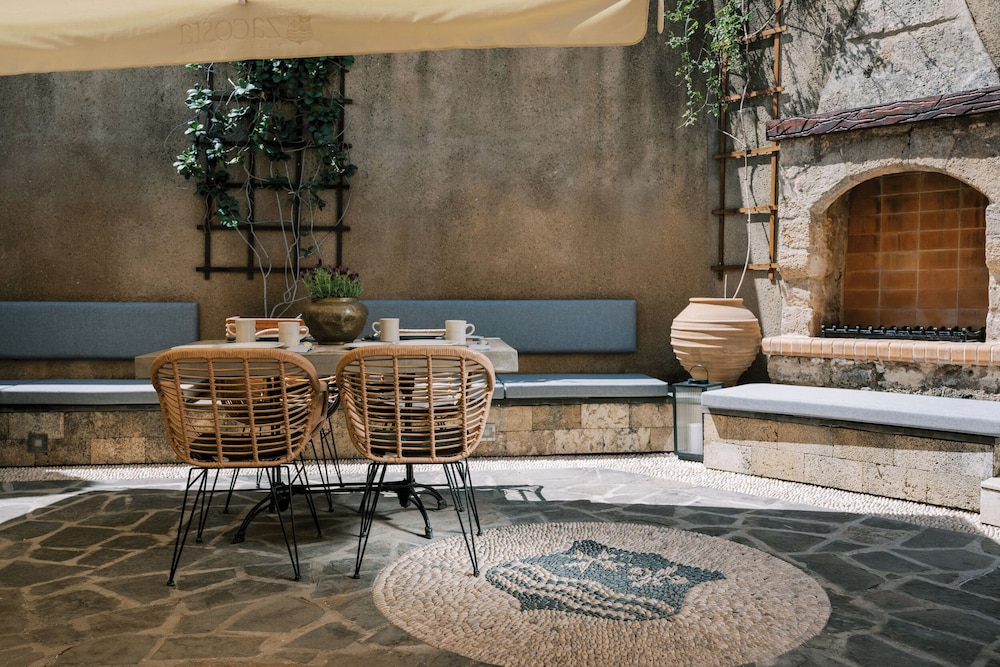 Zacosta Villa - a Heritage Hotel — Restaurant & bars in Rhodes Town, South Aegean