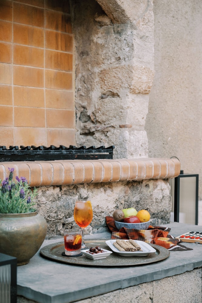 Zacosta Villa - a Heritage Hotel — Restaurant & bars in Rhodes Town, South Aegean