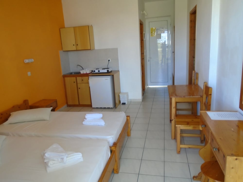 Oasis Tigaki — Hotel rooms in Tigaki, South Aegean