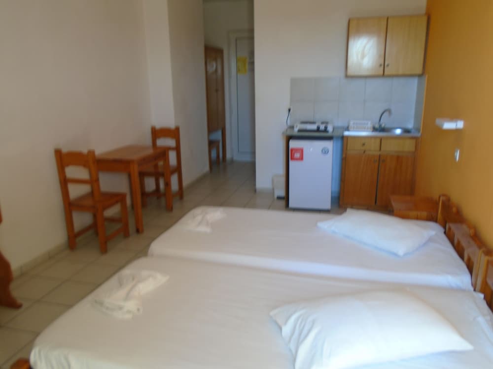 Oasis Tigaki — Hotel rooms in Tigaki, South Aegean