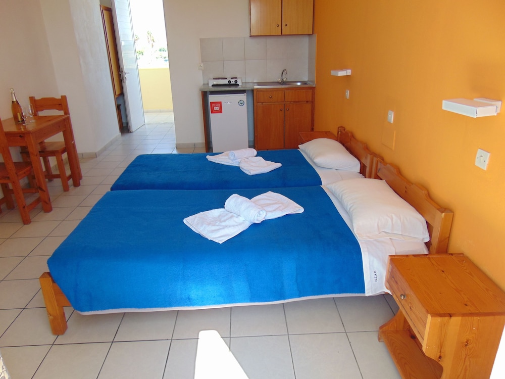 Oasis Tigaki — Hotel rooms in Tigaki, South Aegean