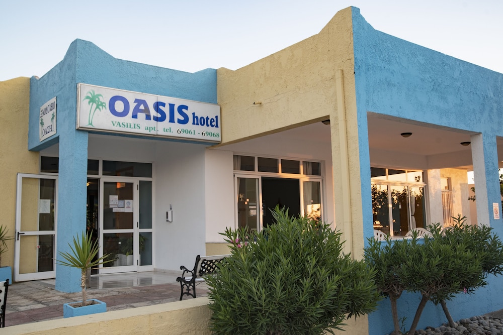 Oasis Tigaki — Hotel building in Tigaki, South Aegean