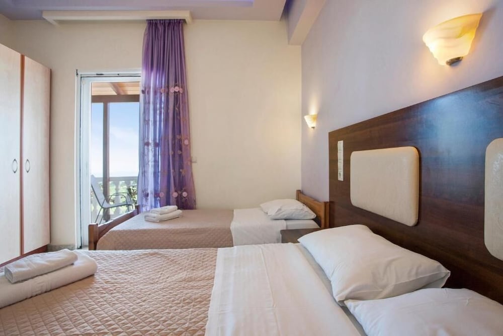 Zante View Studios — Hotel rooms in Tsilivi, Ionian Islands
