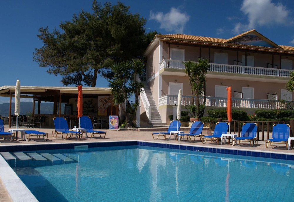 Zante View Studios — Swimming pool in Tsilivi, Ionian Islands